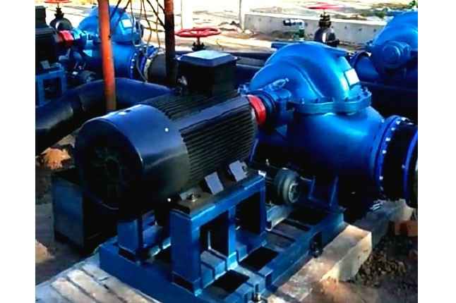济南廷杰污水处理技术有限公司3台500mm口径双吸泵沈阳康平卧龙湖正在安装